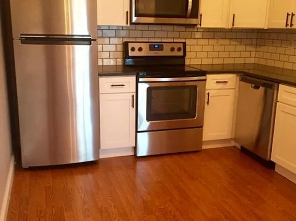 1125 S 1st St APT 6, Louisville, KY 40203