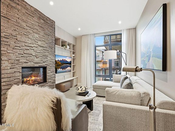 4th image of 1702 W Glencoe Mountain Way #6006