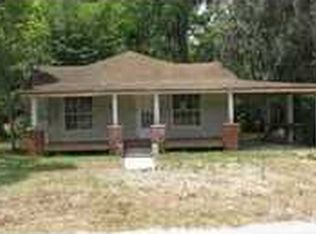 104 N York St, Bushnell, FL 33513