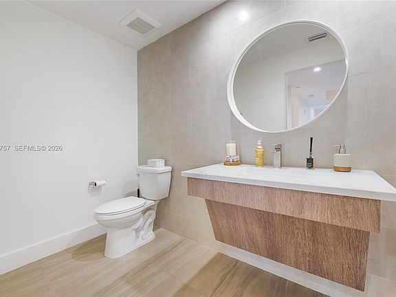 4th image of 120 Salamanca Ave #2A