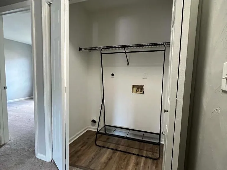 Unit Photo