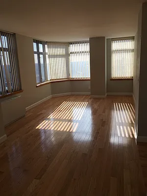 Rented by Daniel Saat, LREB | media 9