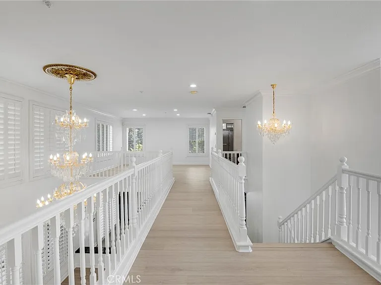 20871 Betron St — Photo 25