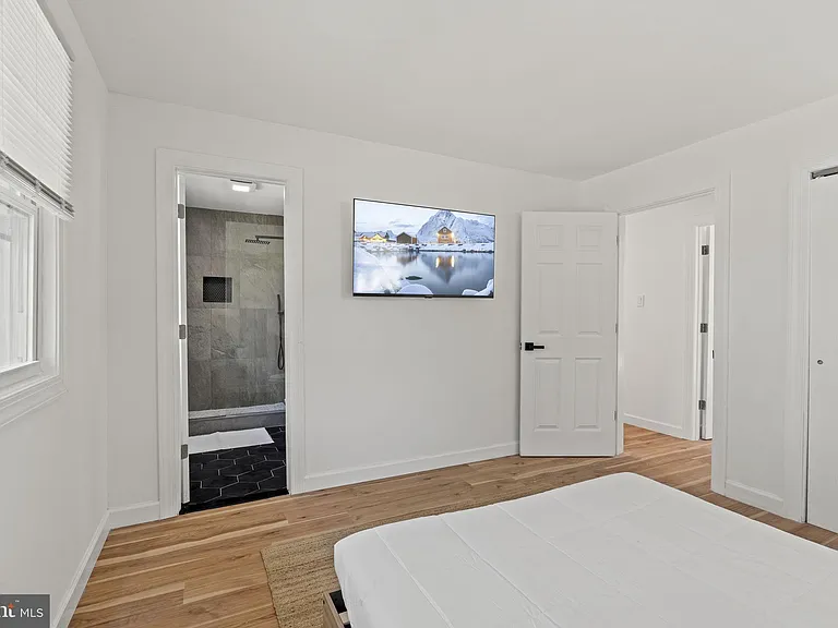 901 Russo Dr — Photo 18