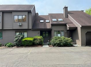 7 Twin Oaks #7, New Milford, CT 06776