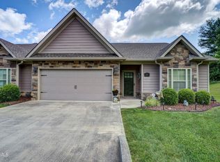 297 Coldwater Dr, Johnson City, TN 37601