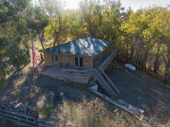 4044 Trapper Creek Rd, Shell, WY 82441
