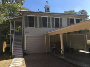 1007 S Pine St, Georgetown, TX 78626