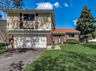 338 Drake Ave, Bolingbrook, IL 60490