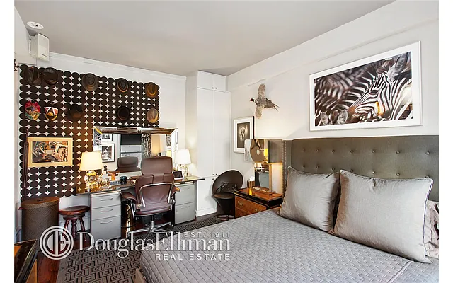 Sold by Douglas Elliman | media 16