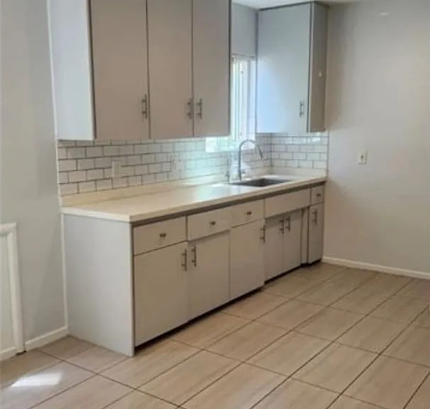 312 E Dryden St #3 — Photo 6
