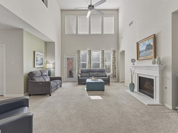 3rd image of 1125 Potter Ave