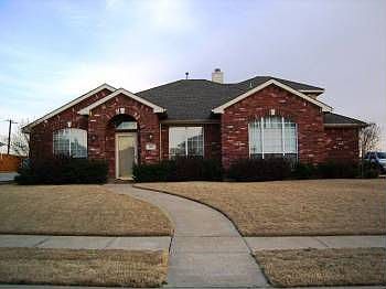 1st image of 816 Banbury Ct