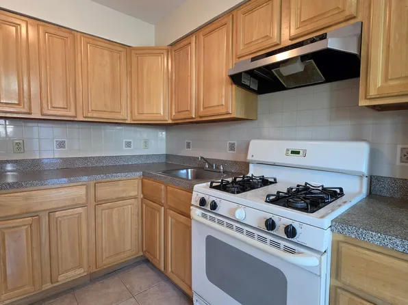 1260 East 91st Street image 1 of 6