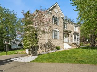 6 Diane Ct, Wayne Twp., NJ 07470