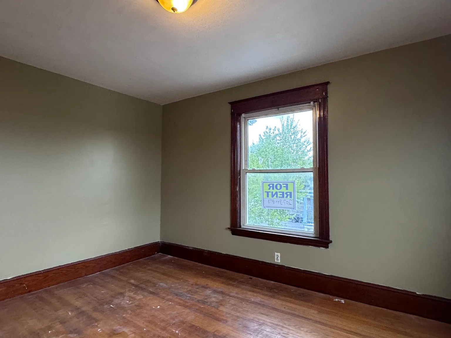 4 bed, $2,000 — Photo 1