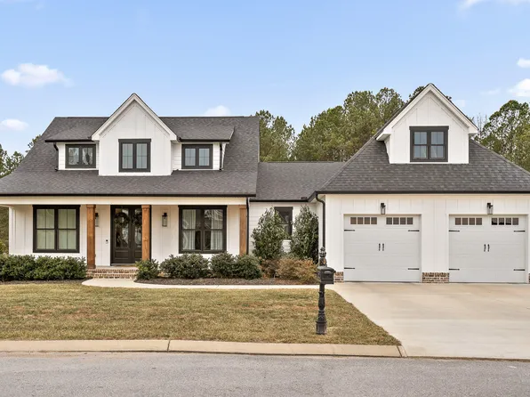 12056 Mare Ct, Soddy Daisy, TN 37379