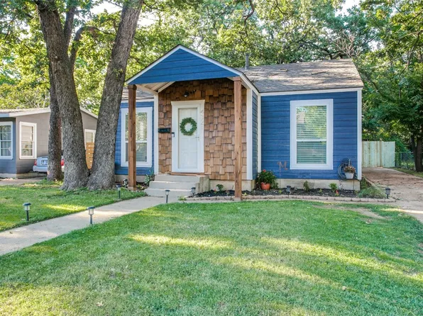 4321 McNutt St, Haltom City, TX 76117