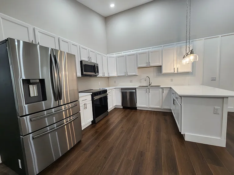 6376 W Flanders Ln — Photo 17