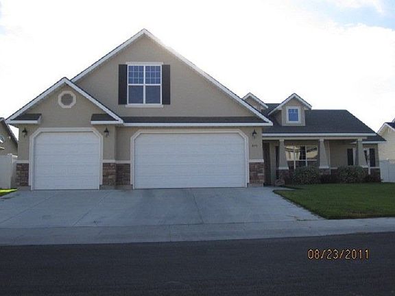 3rd image of 646 Sunbeam Dr
