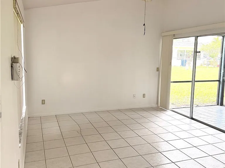 10554 Quincy Ct — Photo 2