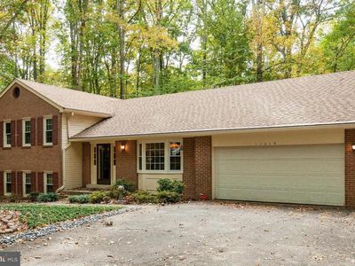 11019 Clara Barton Dr, Fairfax Station, VA, 22039
