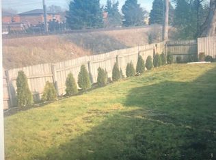 615 W Green St, Bensenville, IL 60106