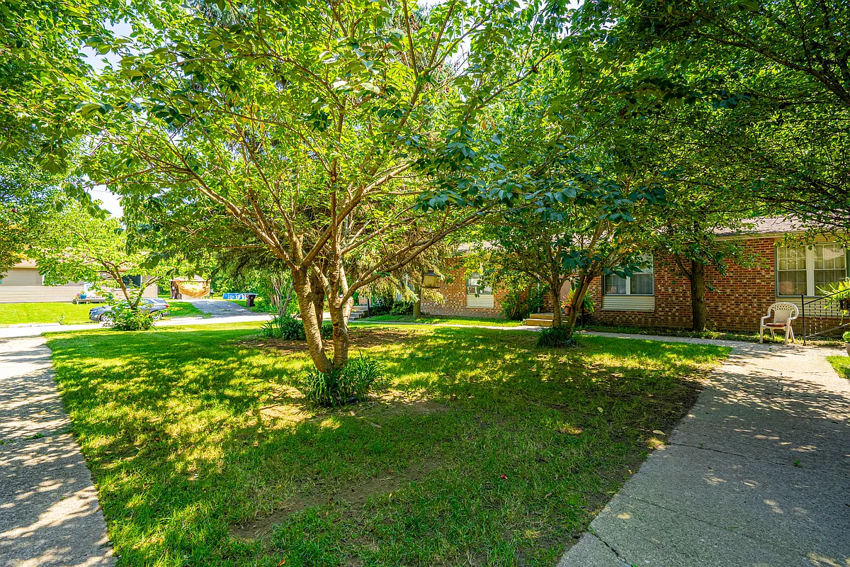 Building Photo - 801 Carla Dr #8