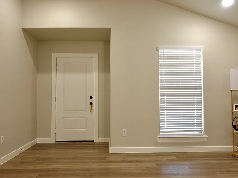 2716 River Bend Rd — Photo 5