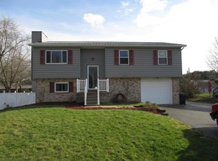 491 Derby Downs Rd, Newark, OH 43055