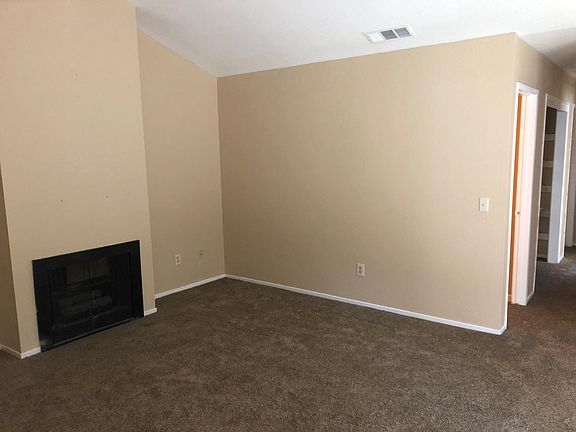 4th image of 1510 Silver Creek Cir
