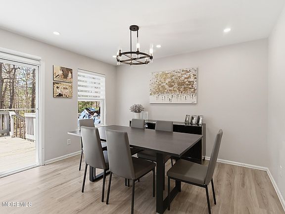 5th image of 90 Aspen Court