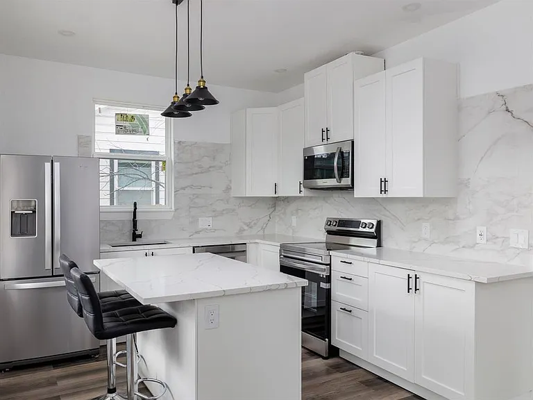 2308 Santa Maria St — Photo 5