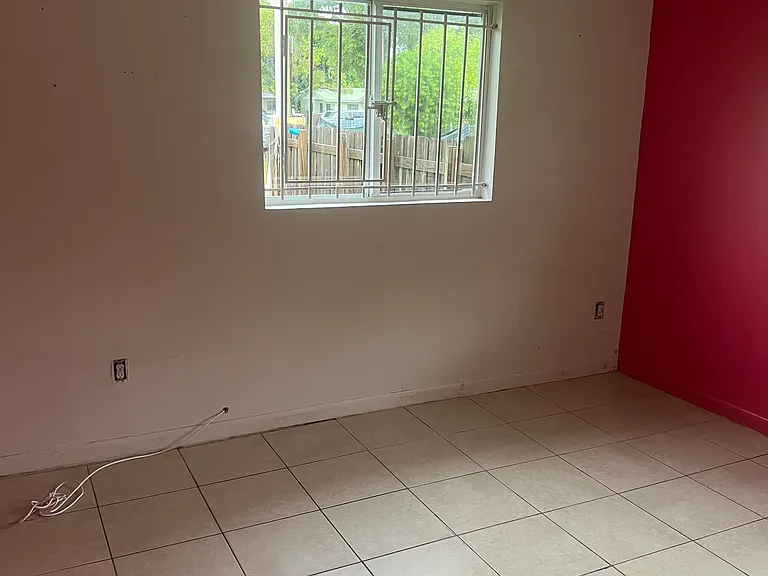 770 NW 55th Ter #772 — Photo 1