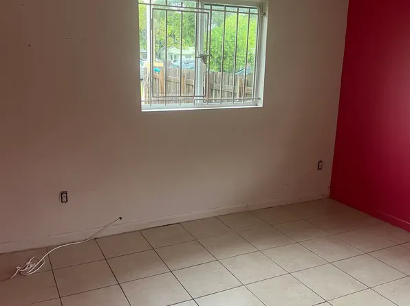 770 NW 55th Ter #772, Miami, FL 33127