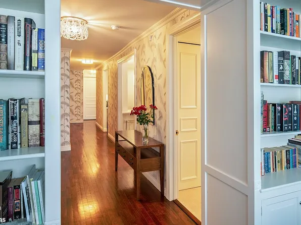 201 E 80th St APT 6C, New York, NY 10075