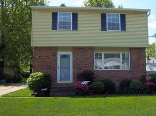 29952 Regent Rd, Wickliffe, OH 44092