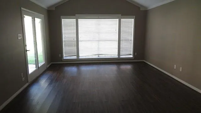 803 Briarmeadow Ave — Photo 12