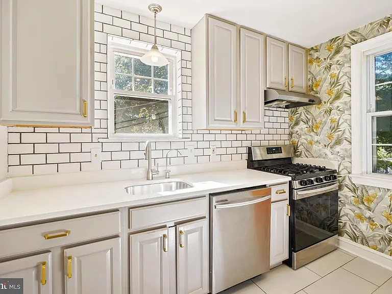 2806 Ivydale St — Photo 13