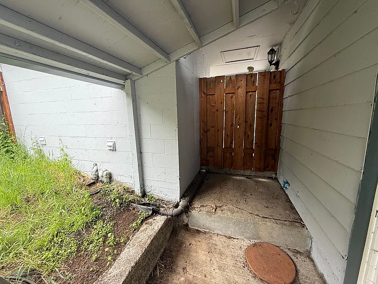 Small Peaceful Property on Acreage — Photo 19