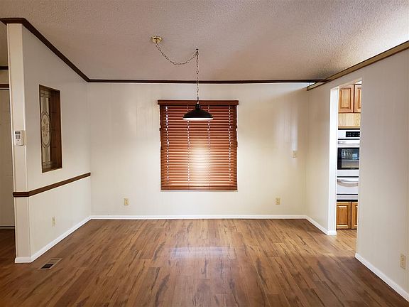 5th image of 2115 N Mesa Ave