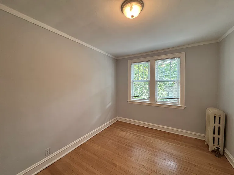 3218 W Catalpa Ave #2 — Photo 5