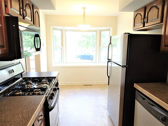 Kitchen & Breakfast Nook