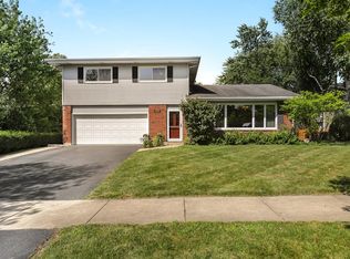 1350 S Rebecca Rd, Lombard, IL 60148