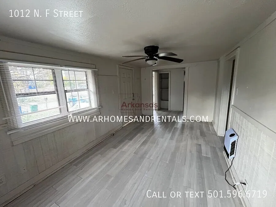 1/2 Off First Month's Rent ~ 1012 N. F Street l 2 Bedrooms l 1 Full Bathroom — Photo 4