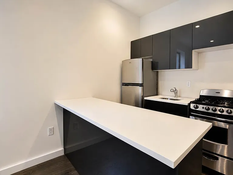185 Mulberry St #18 — Photo 5