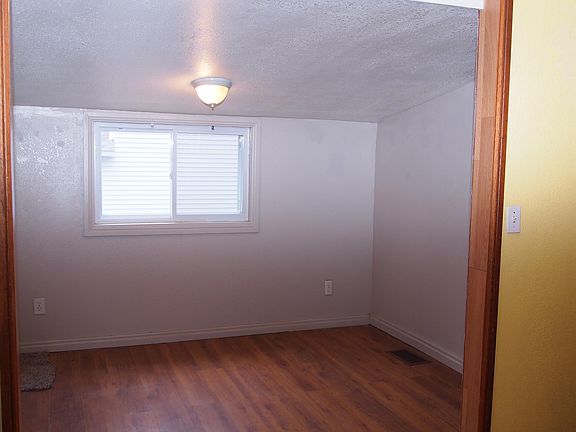 5th image of 34 Marion St