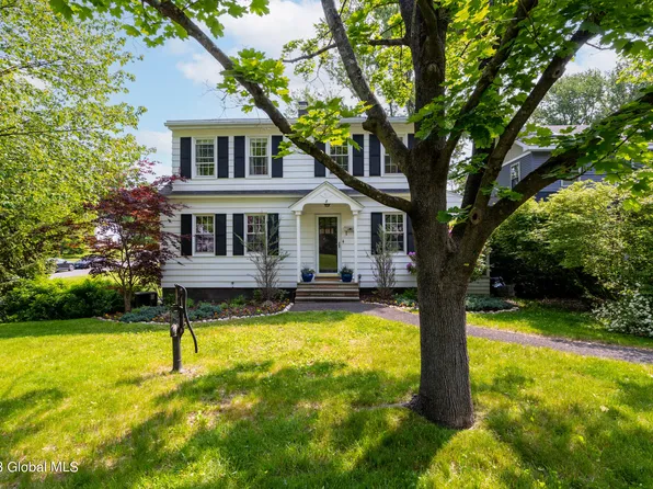 8 Maple Terrace, Delmar, NY 12054