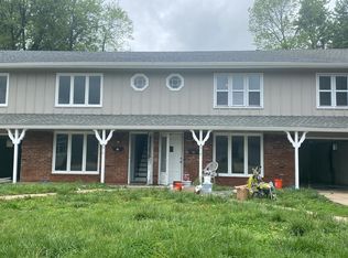 8519 W 78th St, Overland Park, KS 66204