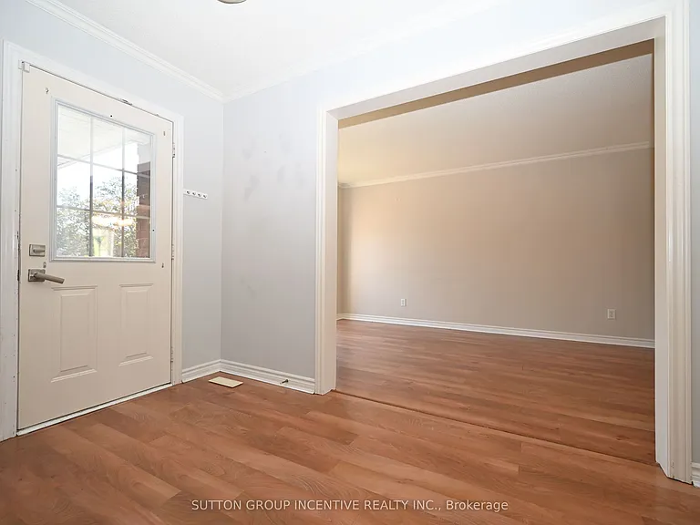 14 Brown Wood Dr — Photo 4